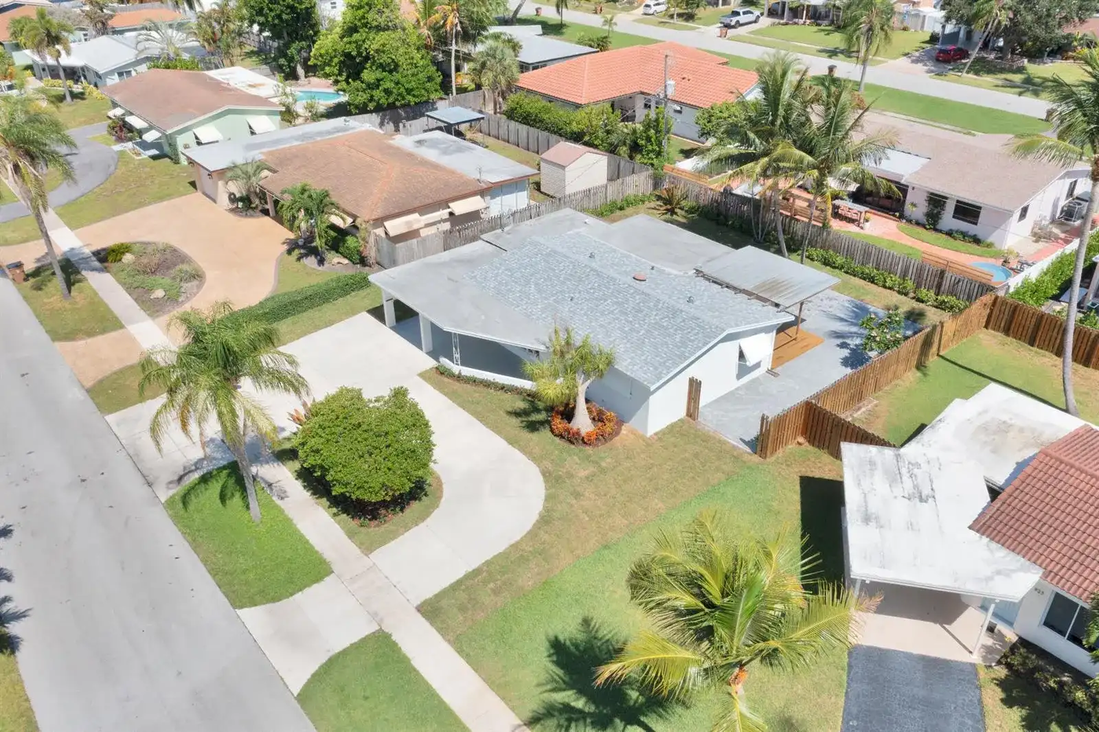 921 SE 15th Court, Deerfield Beach FL 33441