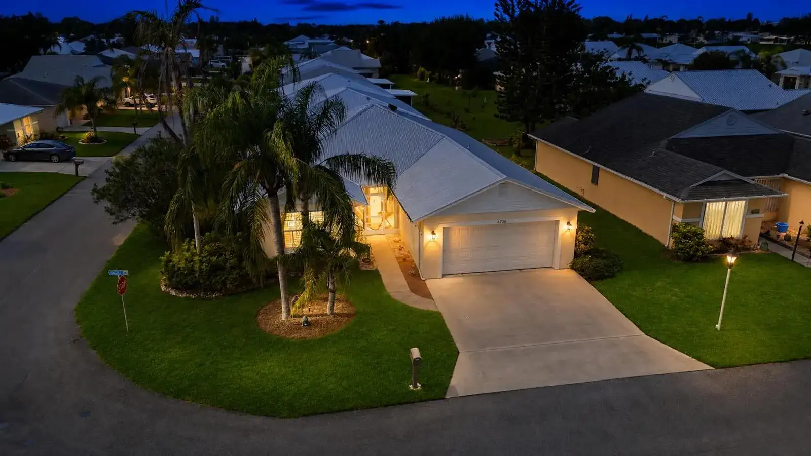 6730 Gaviota, Fort Pierce FL 34951 photo 2