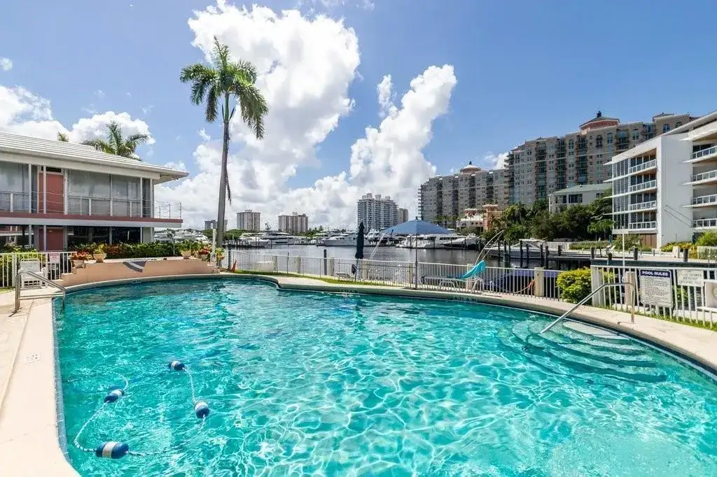2760 YACHT CLUB Boulevard # 10C, Fort Lauderdale FL 33304 photo 4