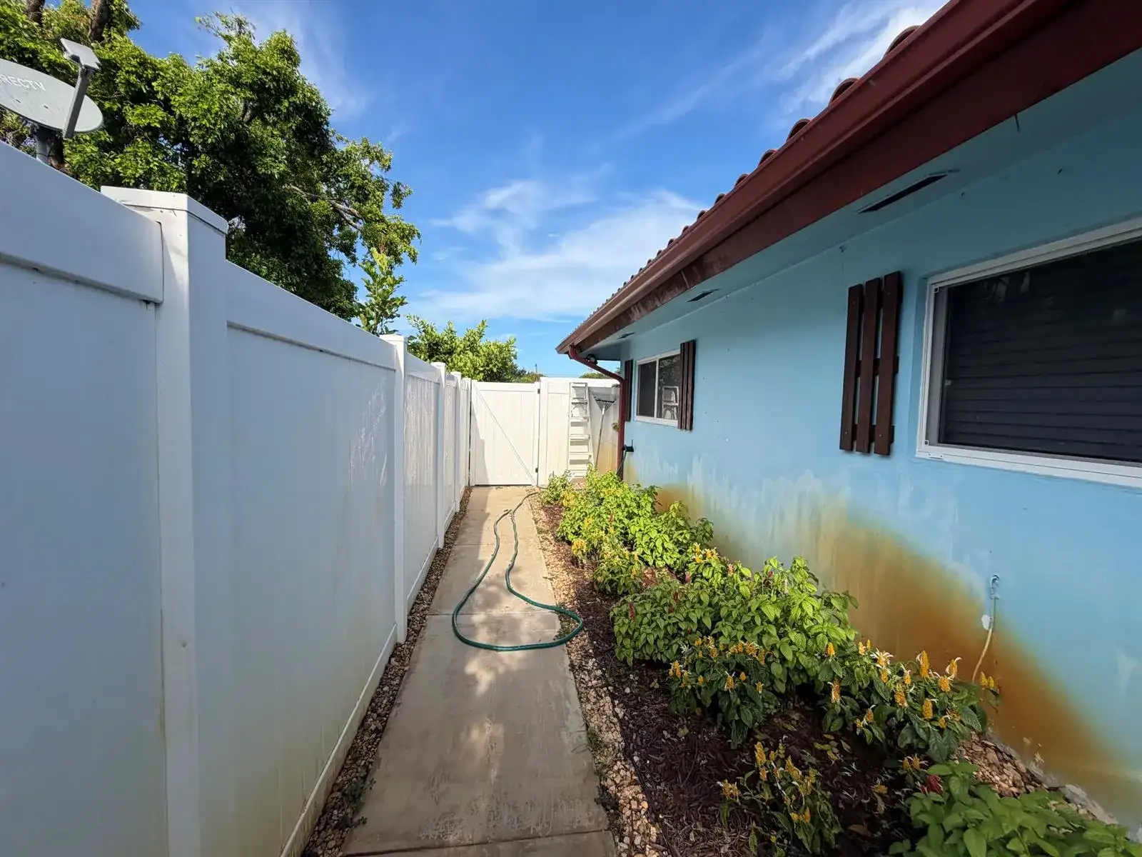 3837 NE 17TH Avenue, Pompano Beach FL 33064 photo 2