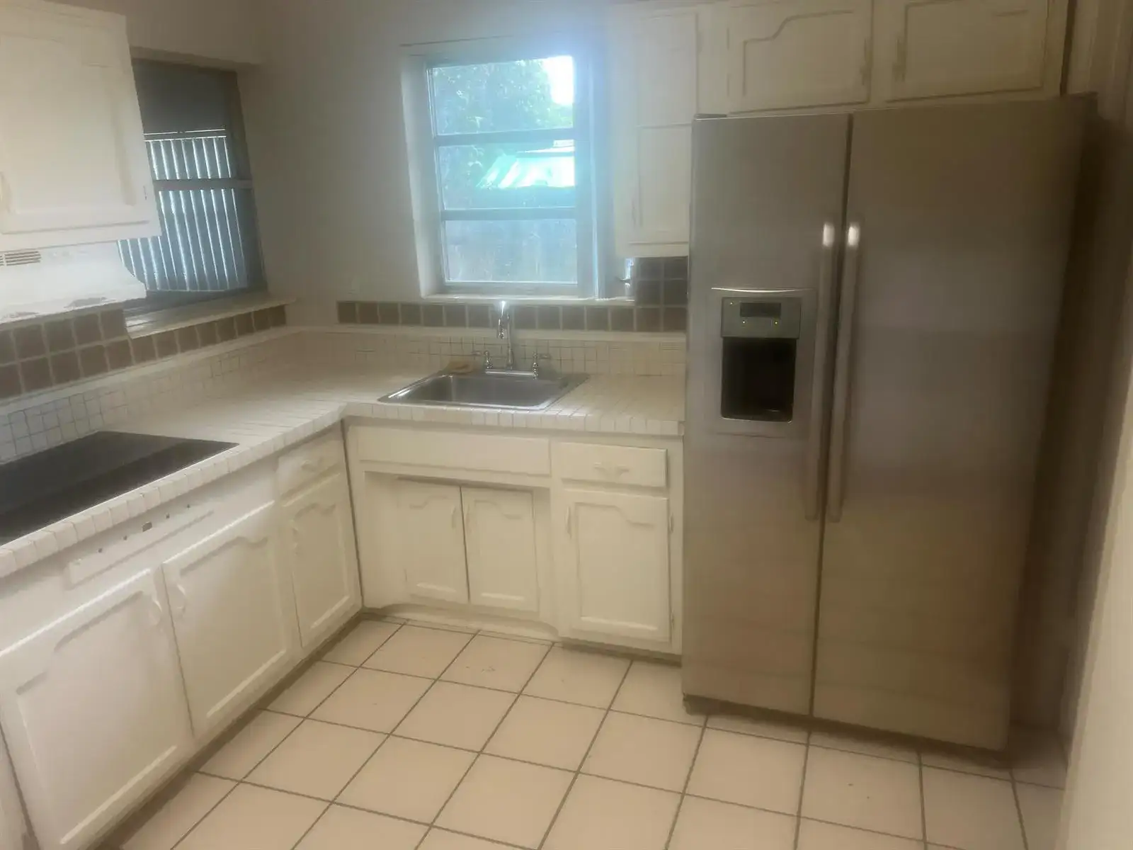 211 N 66TH Avenue, Hollywood FL 33024 photo 4