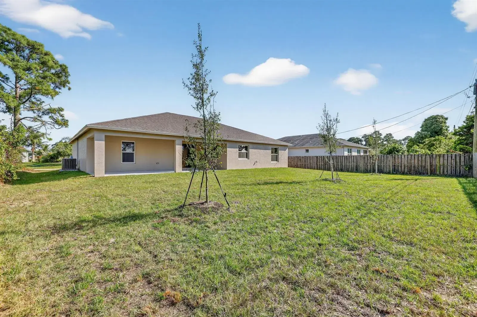2826 SW South Calabria Circle, Port St. Lucie FL 34953 photo 3