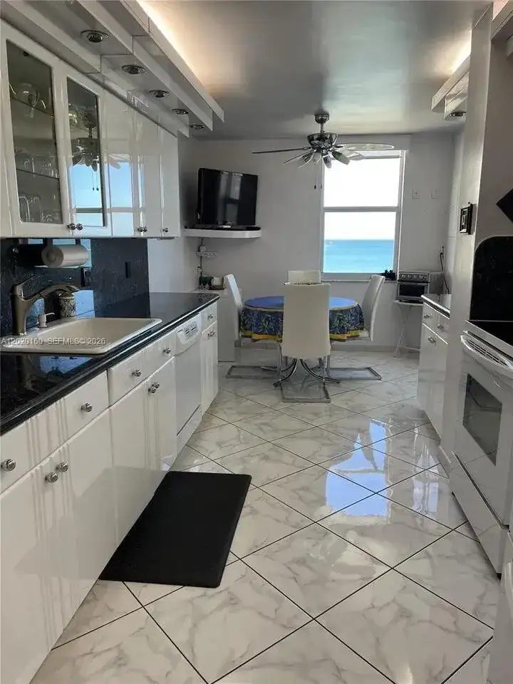 1920 S Ocean Drive # 16B, FL 33009 photo 2