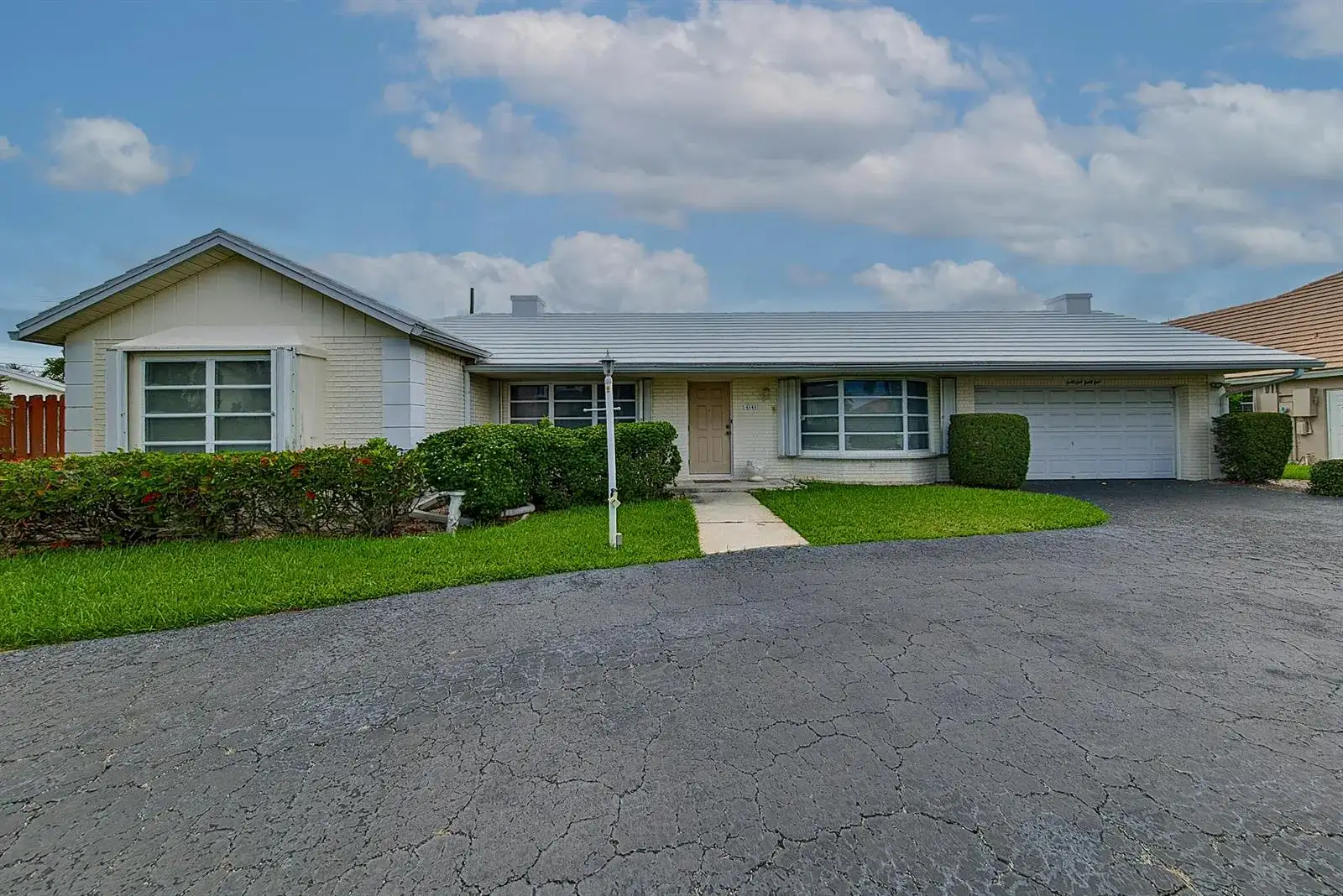 4141 NE 23RD Avenue, Lighthouse Point FL 33064 photo 3