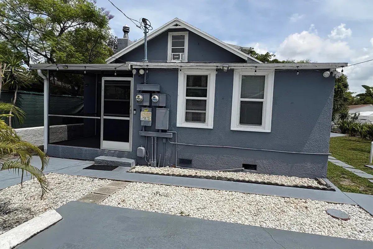 1912 ARTHUR Street # B, Hollywood FL 33020