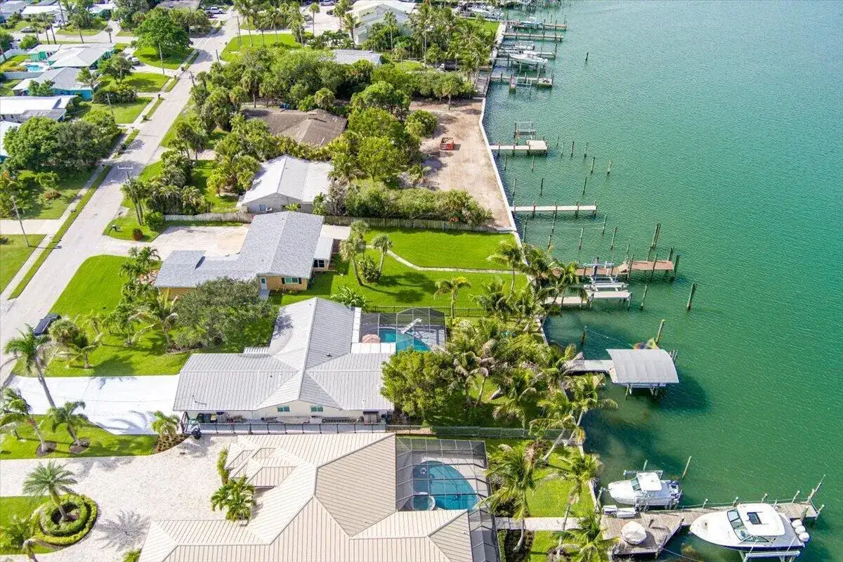 309 FERNANDINA Street, Hutchinson Island FL 34949 photo 4