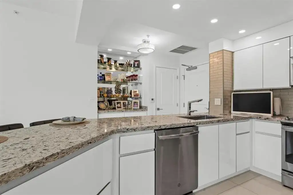347 N New River Drive E # 310, Fort Lauderdale FL 33301 photo 3