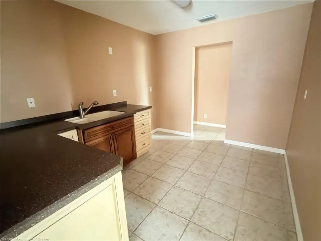 2920 KENILWORTH Boulevard # A, Sebring FL 33870 photo 5