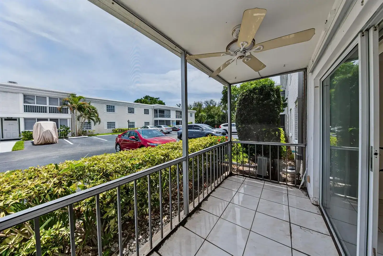 6447 BAY CLUB Drive # 1, Fort Lauderdale FL 33308 photo 3