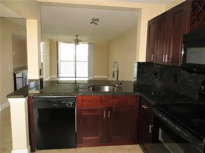 110 Lake Emerald Drive # 409, Oakland Park FL 33309 photo 4