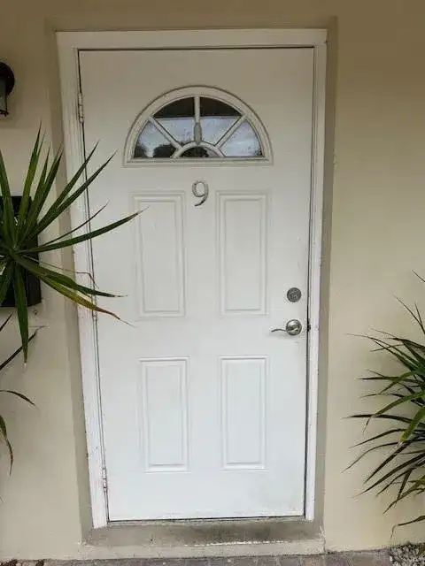 1440 MIAMI Road # 9, Fort Lauderdale FL 33316 photo 2