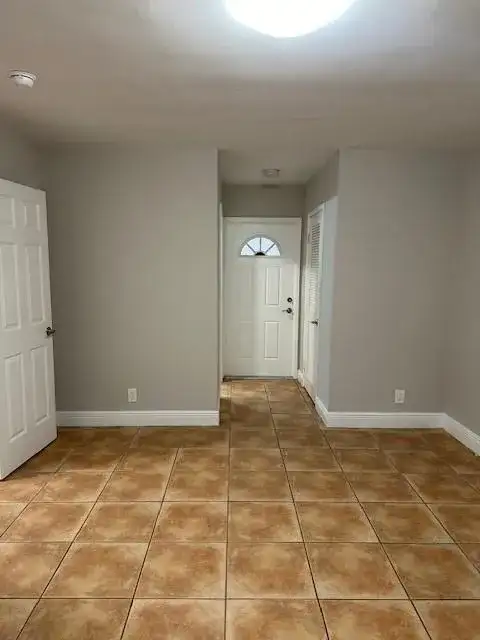 1440 MIAMI Road # 9, Fort Lauderdale FL 33316 photo 5