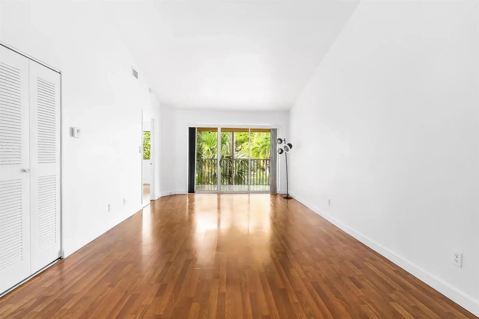 950 Coral Club Drive # 950, Coral Springs FL 33071