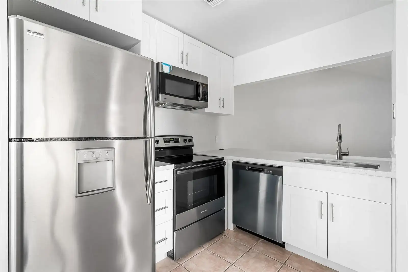950 Coral Club Drive # 950, Coral Springs FL 33071 photo 5