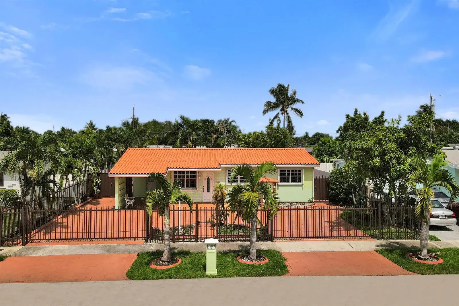 3311 SW 105th Court, Miami FL 33165