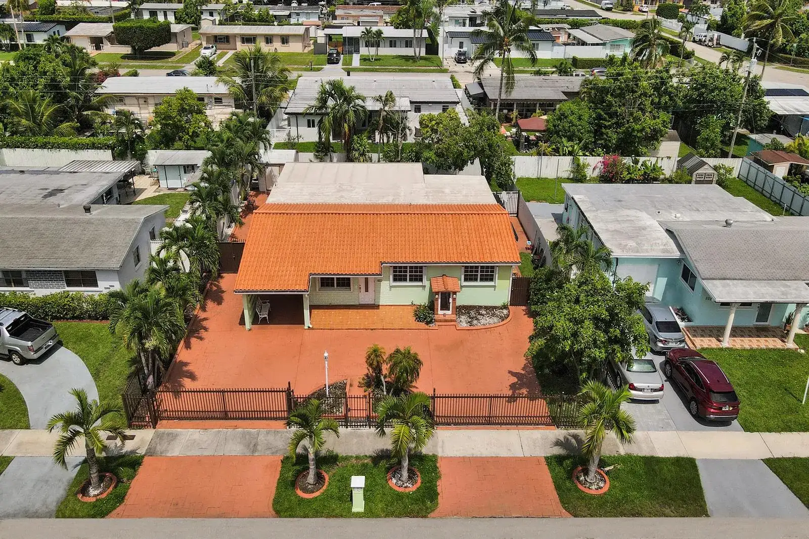 3311 SW 105th Court, Miami FL 33165 photo 2