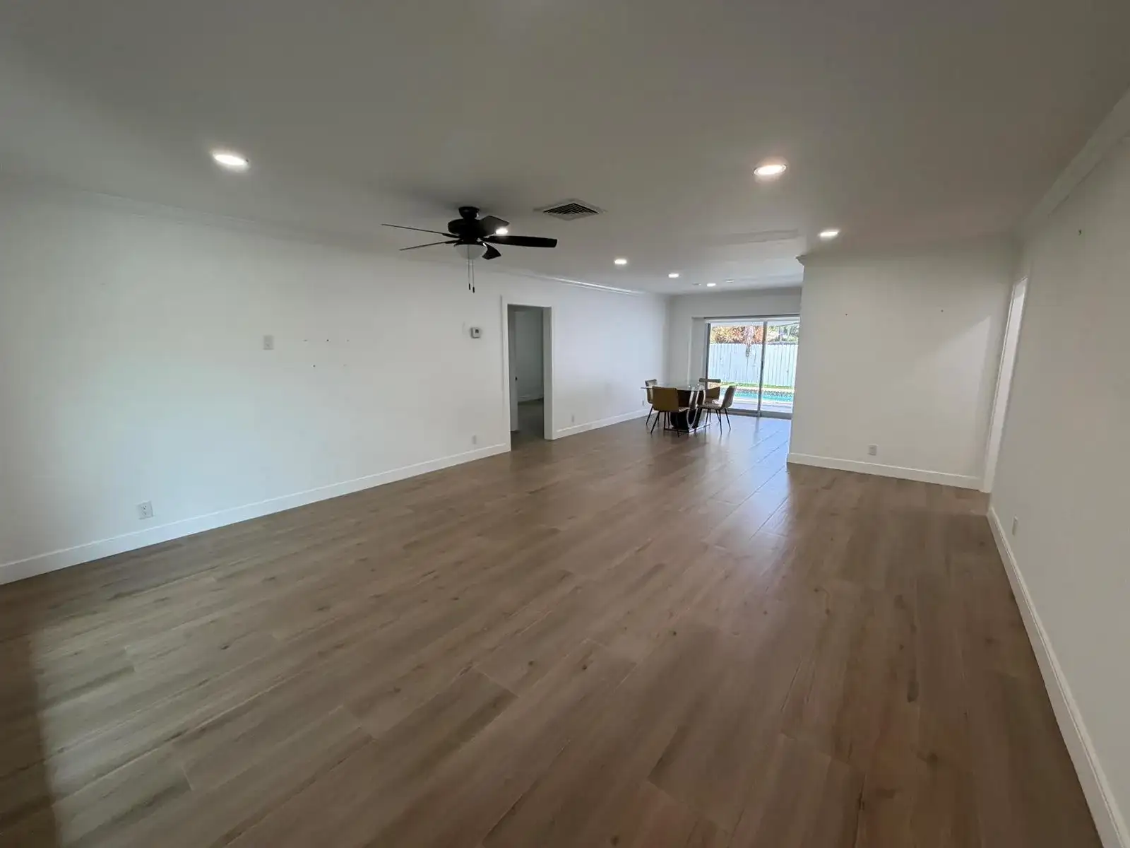 498 W CONFERENCE Drive, Boca Raton FL 33486 photo 4