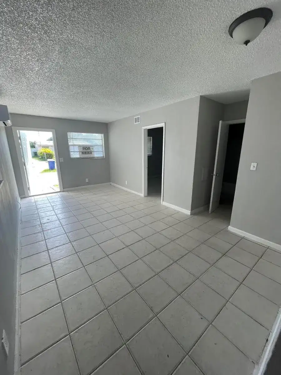 2301 NW 23RD Lane # 2, Fort Lauderdale FL 33311 photo 2