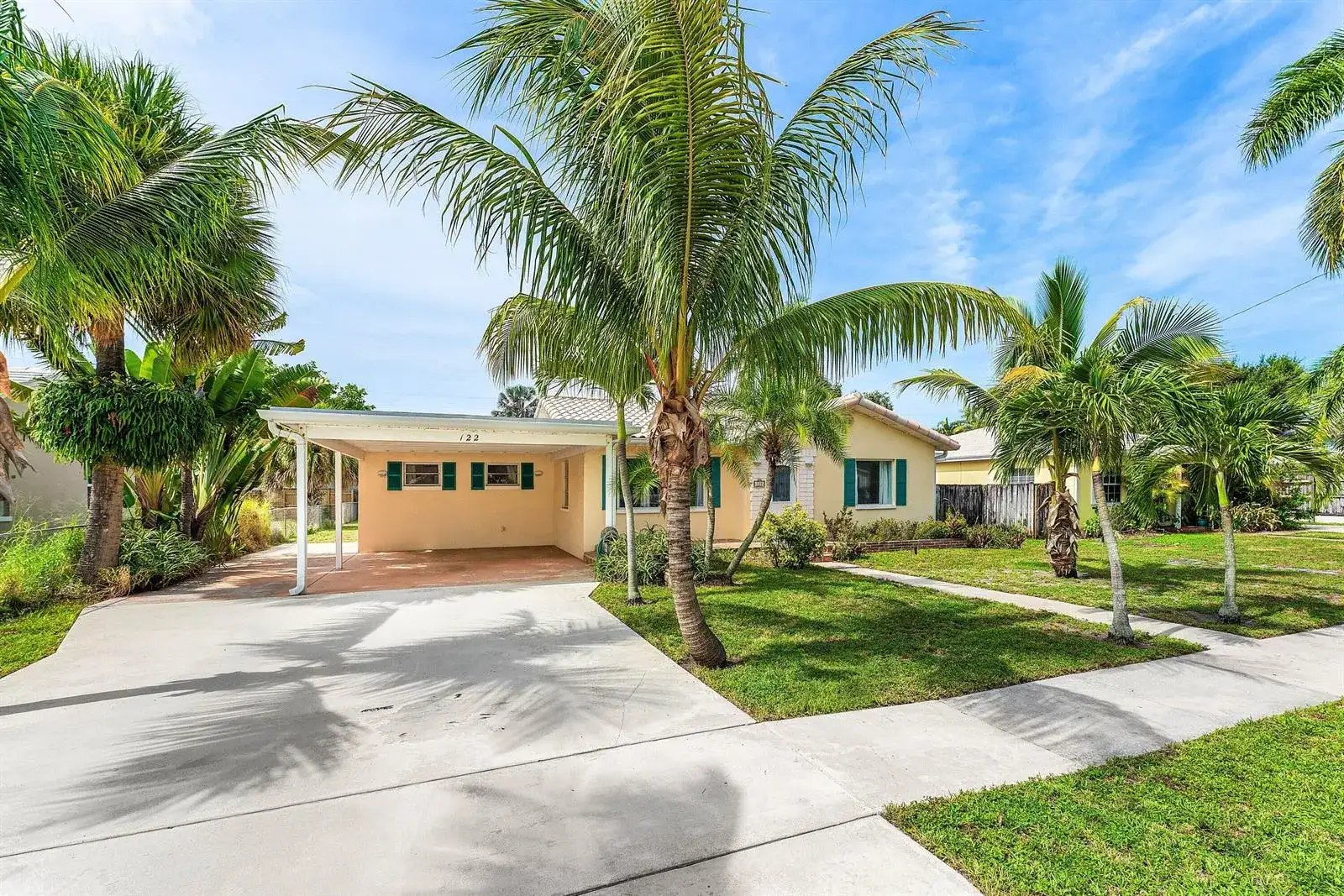 122 Euclid Boulevard, Lantana FL 33462 photo 3