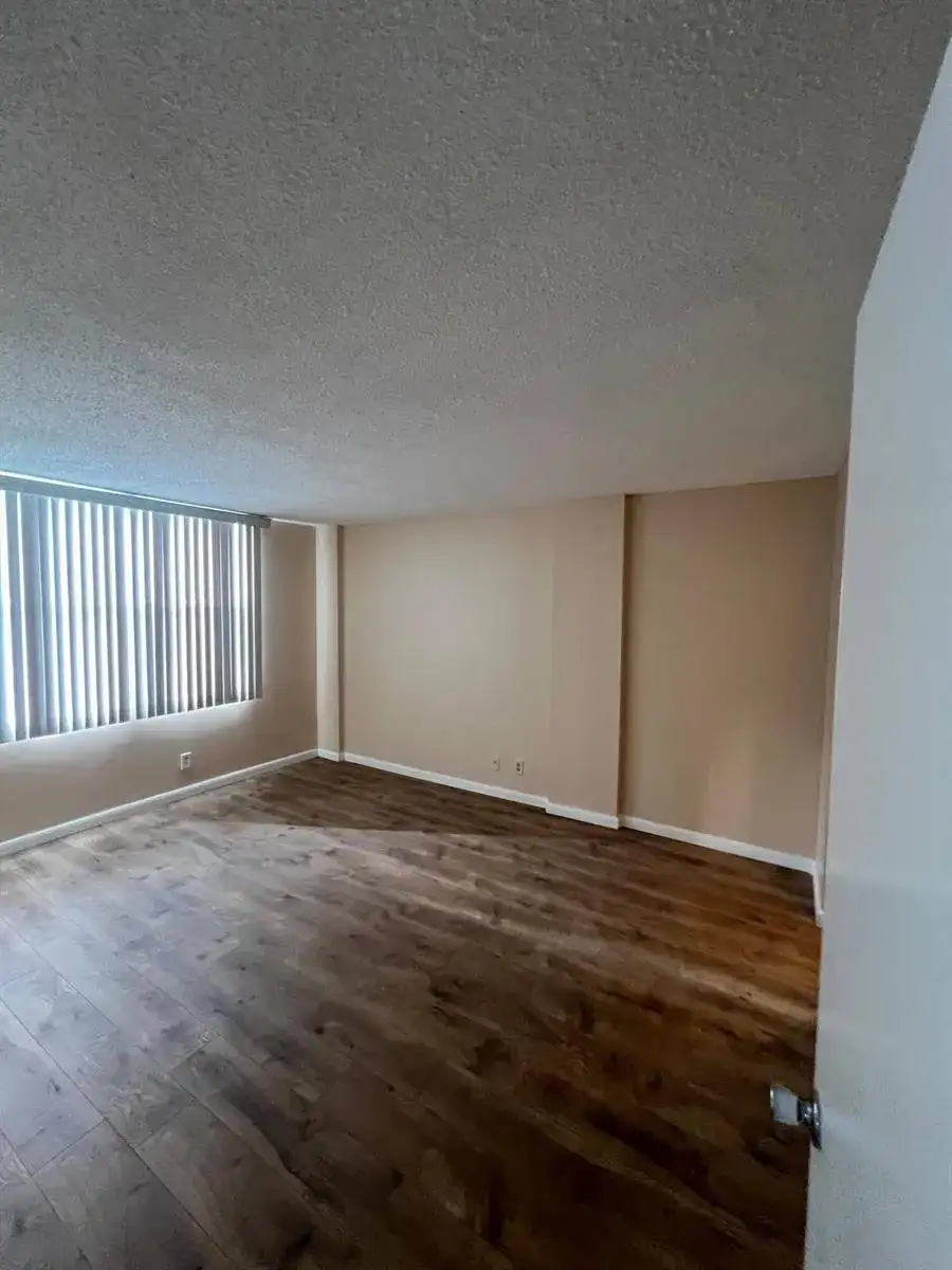 105 ROYAL PARK Drive # 1D, Oakland Park FL 33309 photo 3