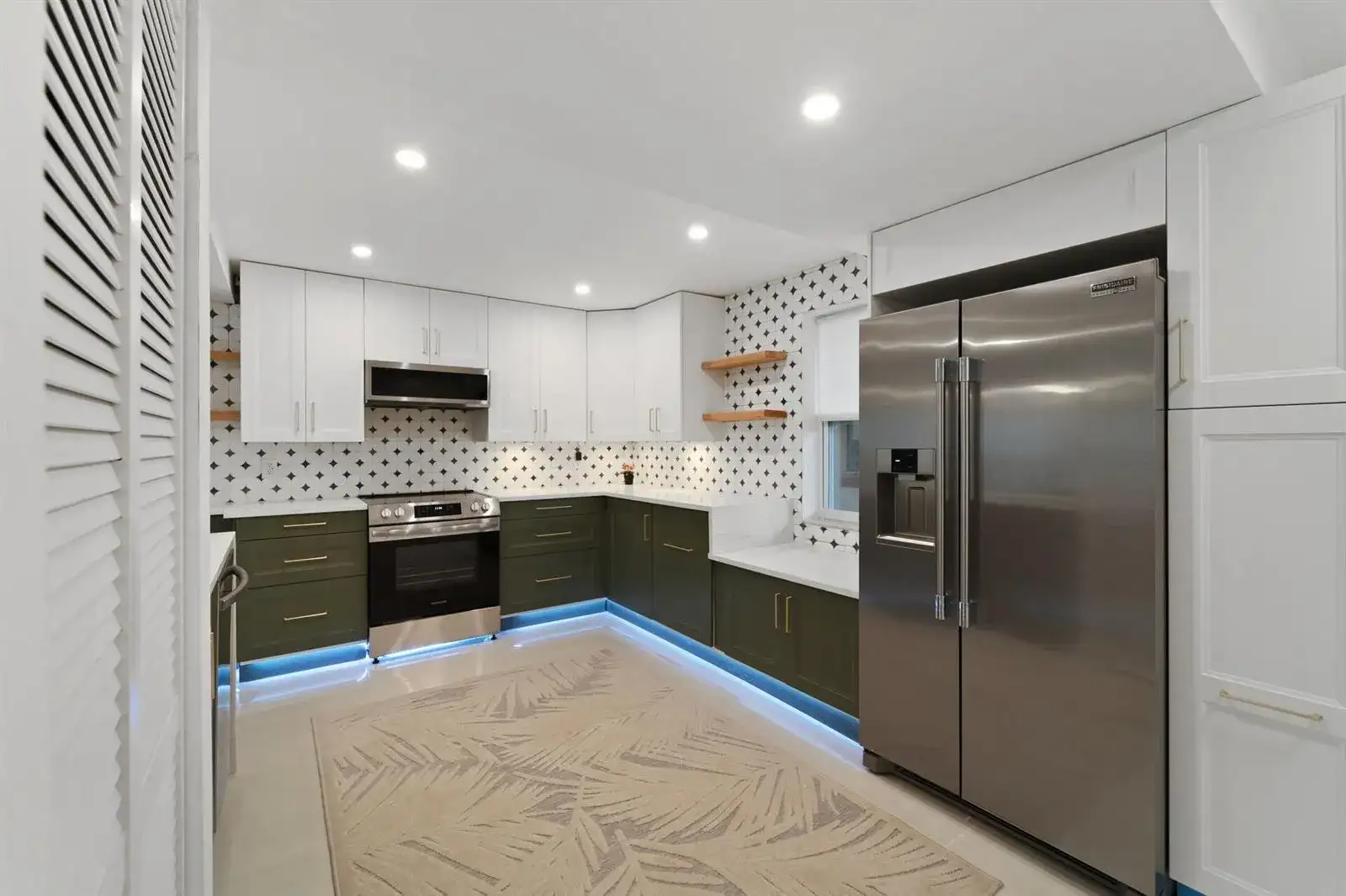 620 Tennis Club Drive # 103, Fort Lauderdale FL 33311 photo 2