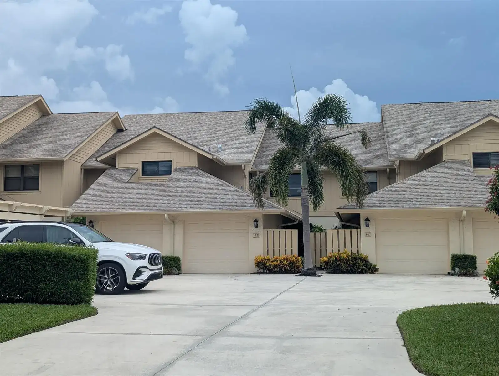 16941 Waterbend Drive # 152, Jupiter FL 33477 photo 2