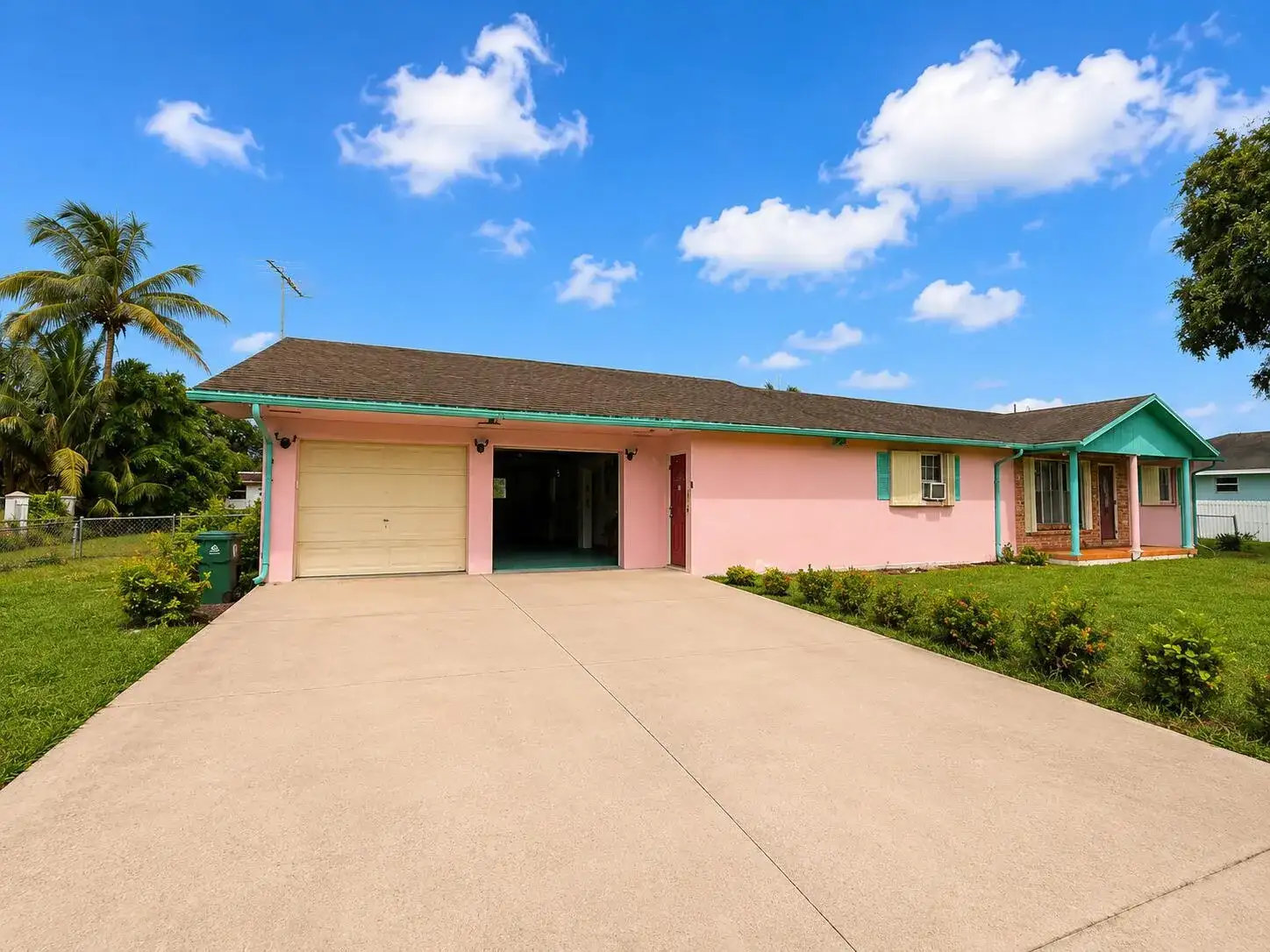 1025 SE 3RD Street, Belle Glade FL 33430 photo 3