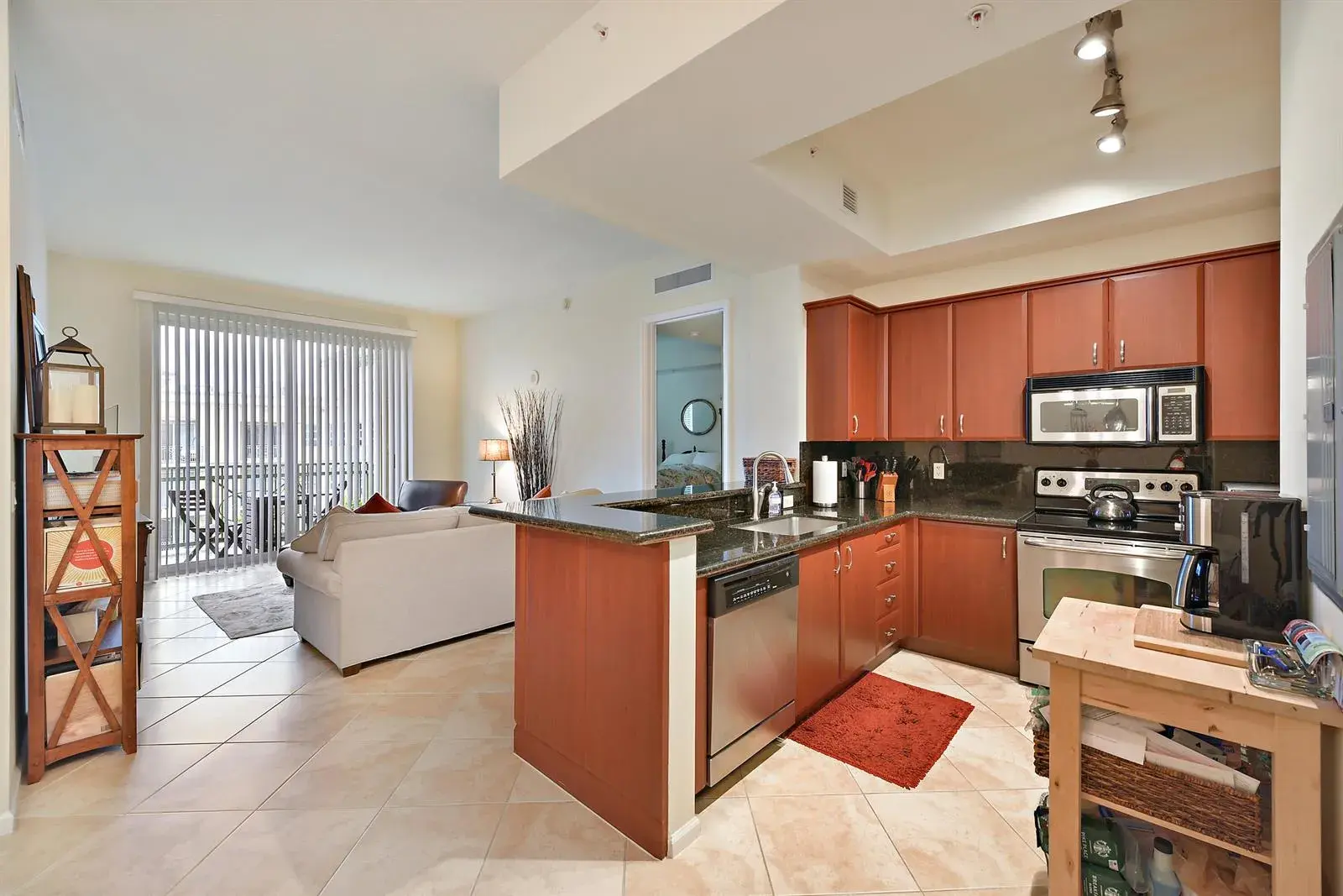 403 S SAPODILLA Avenue # 817, West Palm Beach FL 33401