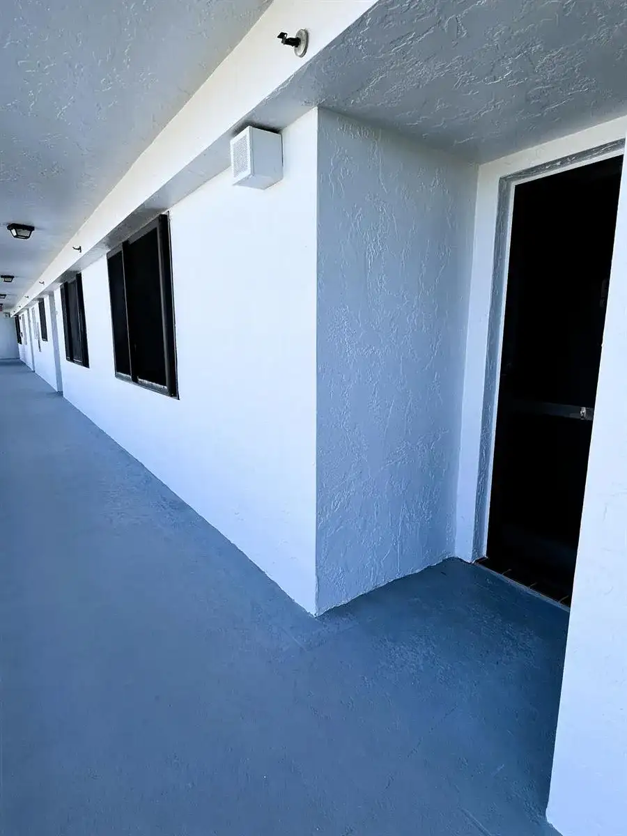 7770 TAHITI Lane # 504, Lake Worth FL 33467 photo 2