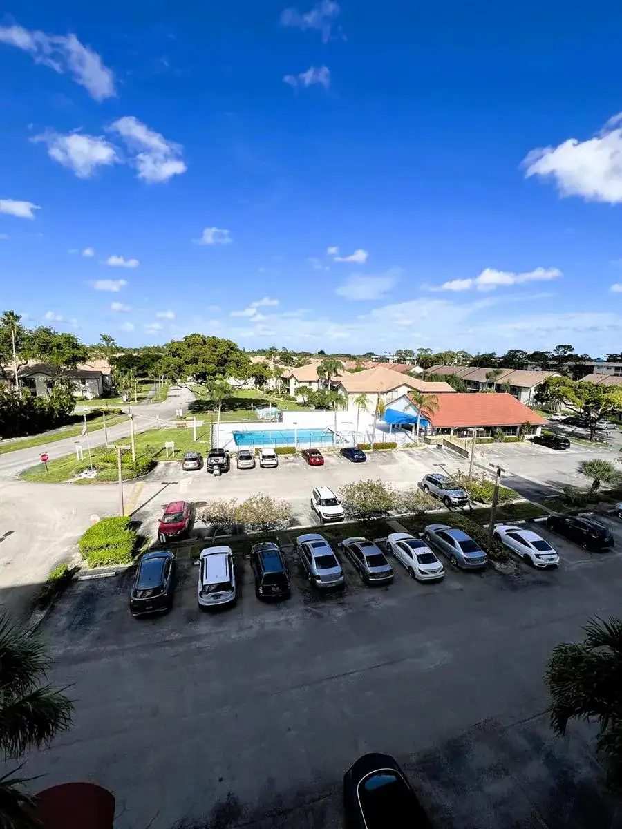 7770 TAHITI Lane # 504, Lake Worth FL 33467 photo 4