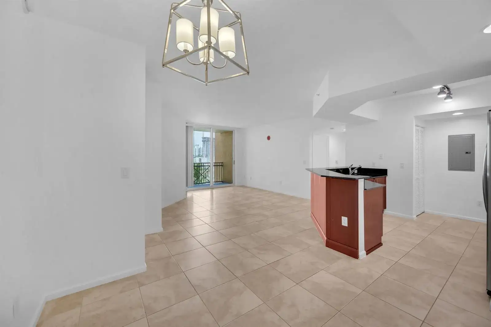 403 S Sapodilla Avenue # 612, West Palm Beach FL 33401 photo 4