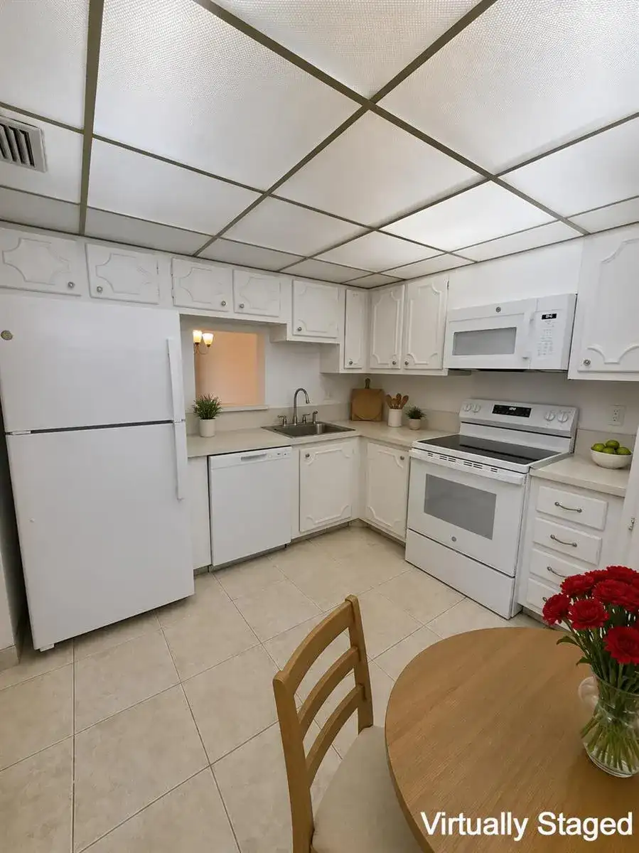 3661 VIA POINCIANA # 407, Lake Worth FL 33467 photo 5