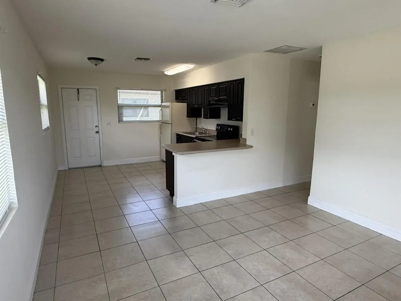 2820 Avenue S # A1, Riviera Beach FL 33404 photo 3