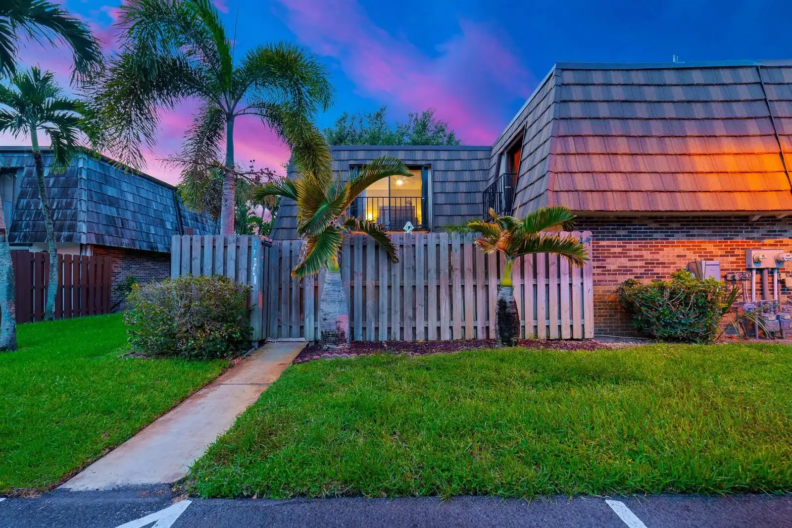 1704 FOREST LAKES Circle # A, West Palm Beach FL 33406
