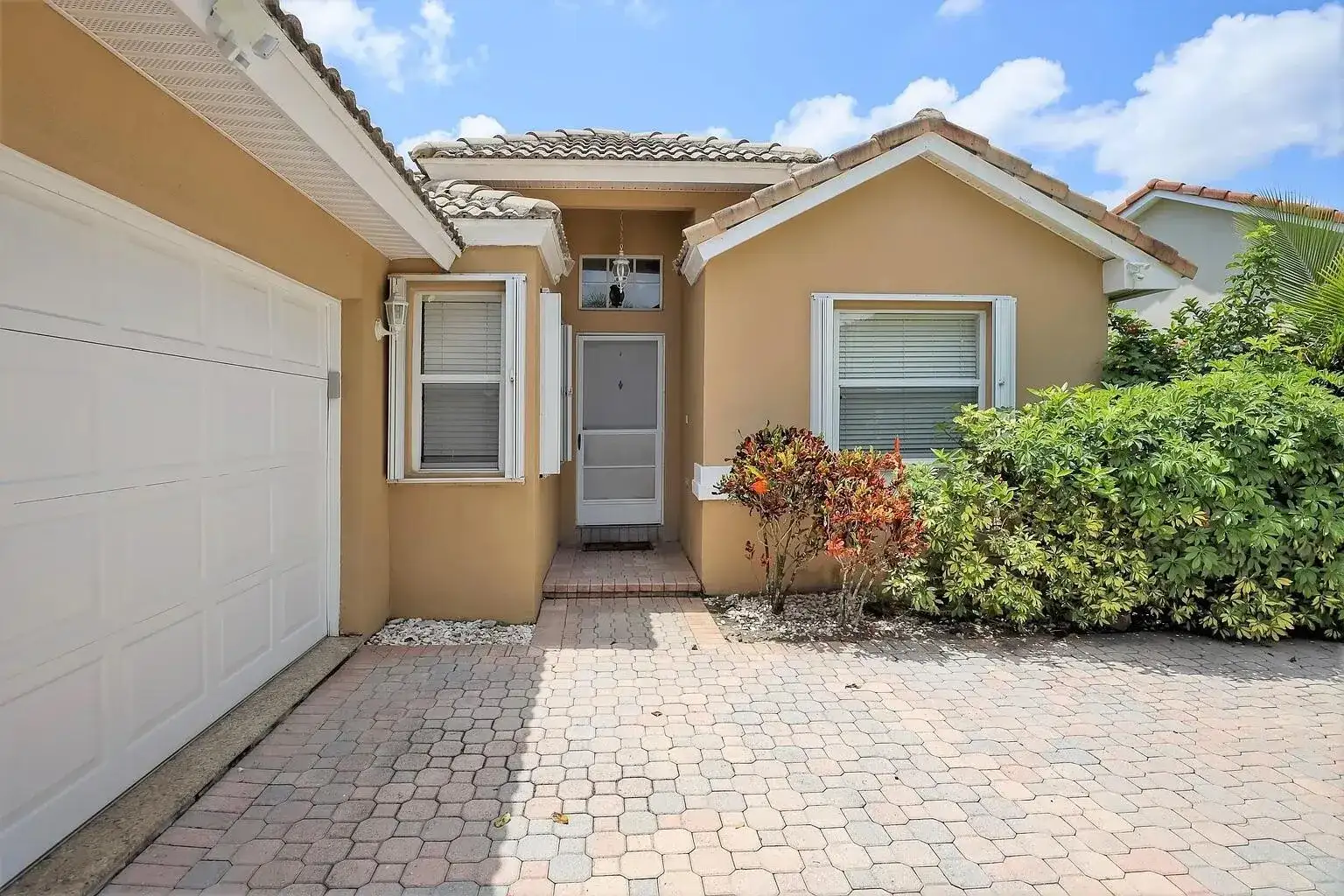 13284 MAJESTIC PINE Court, Delray Beach FL 33484 photo 2