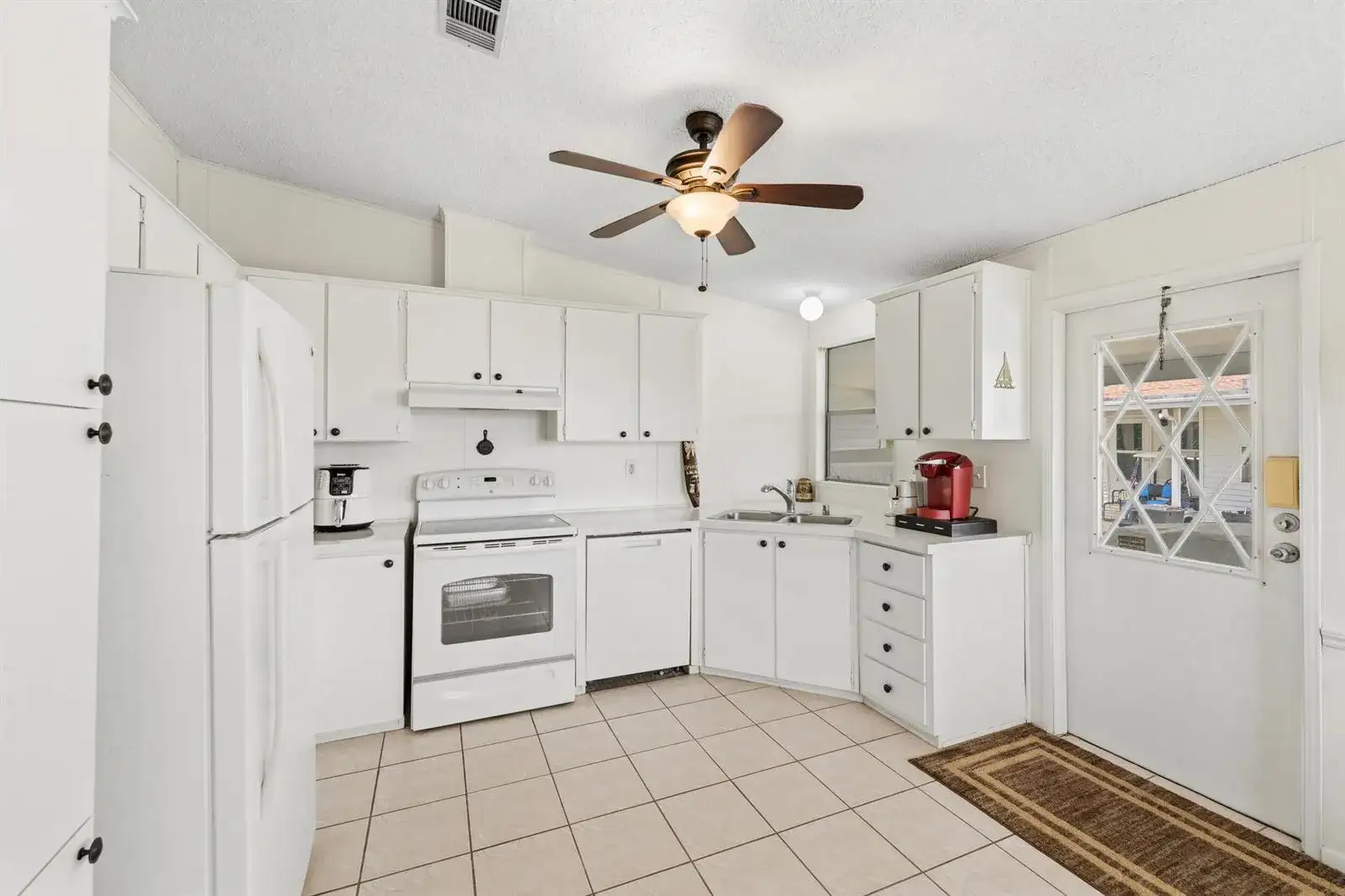 3179 Columbrina Circle, Port St. Lucie FL 34952 photo 4