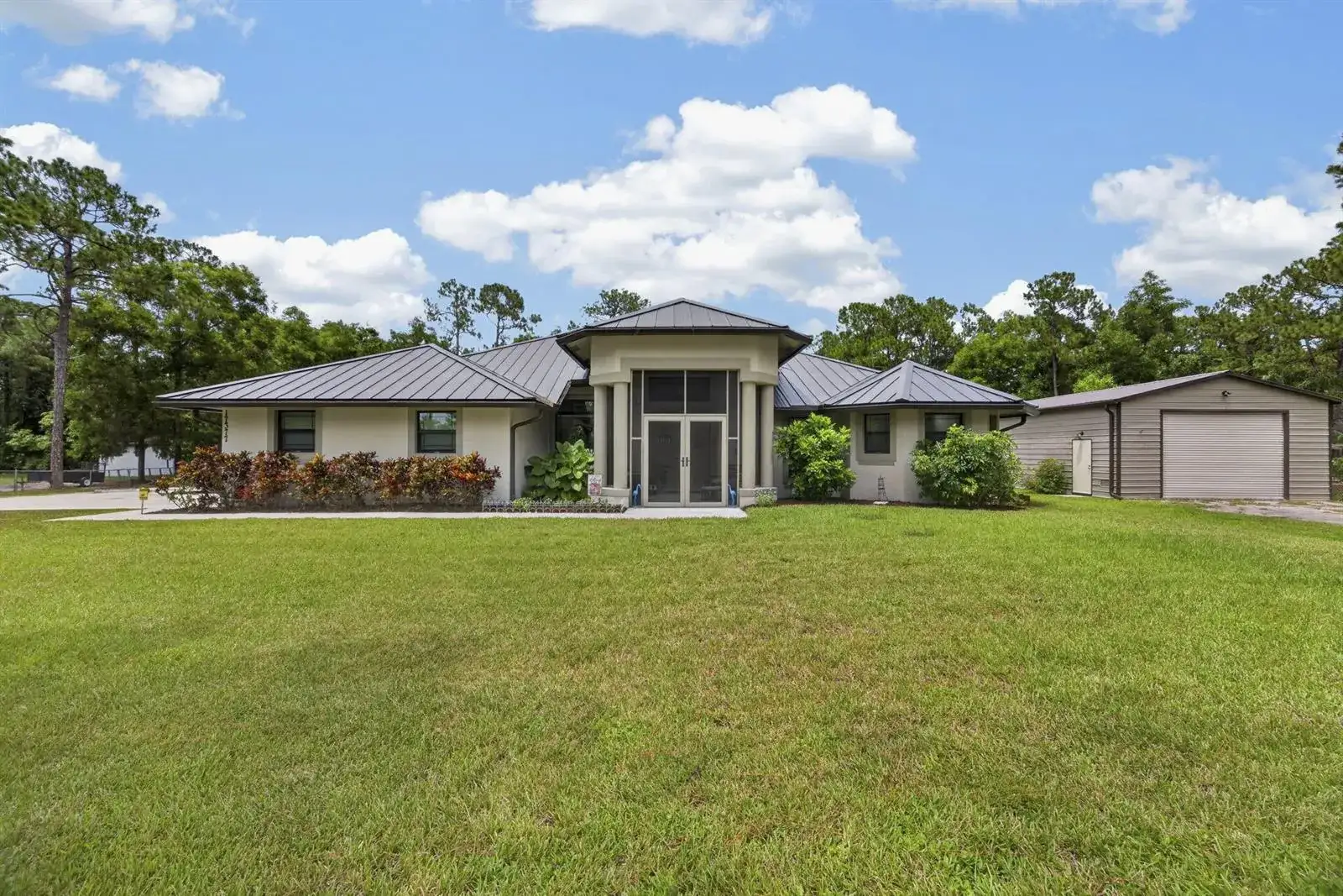 17377 W ALAN BLACK Boulevard, FL 33470 photo 2