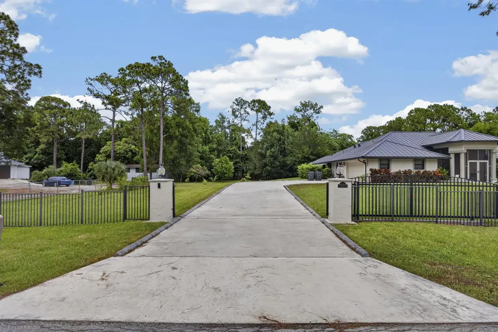 17377 W ALAN BLACK Boulevard, FL 33470 photo 4