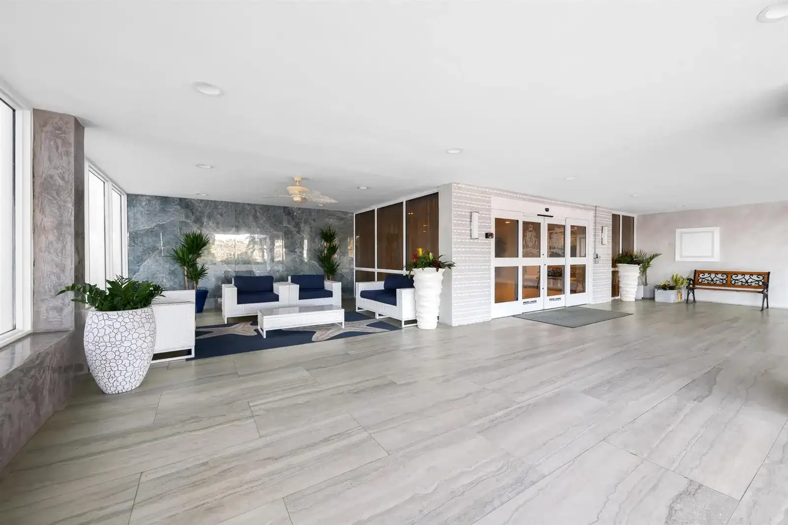 3850 GALT OCEAN Drive # 1905, Fort Lauderdale FL 33308