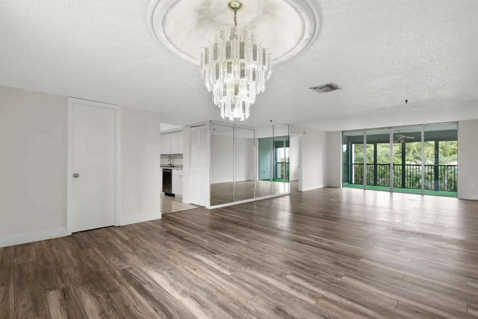 3940 INVERRARY Boulevard # A, Lauderhill FL 33319 photo 2