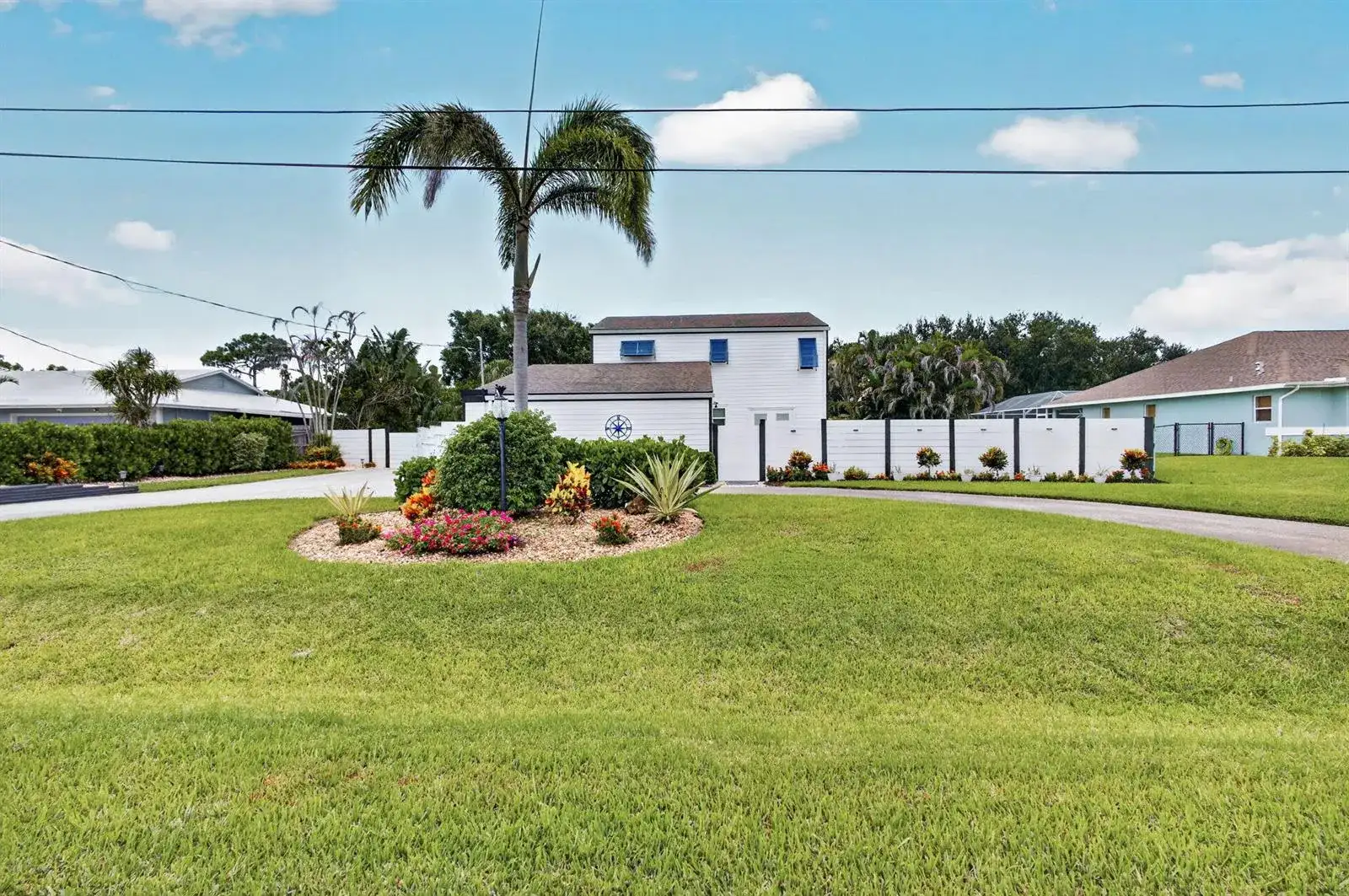 5723 SE ORANGE BLOSSOM Trail, Hobe Sound FL 33455 photo 2