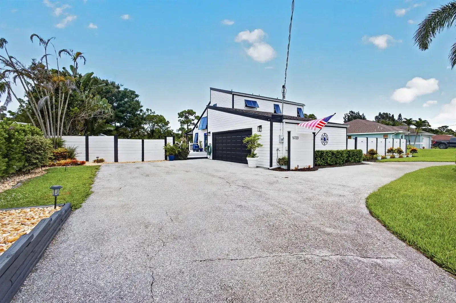 5723 SE ORANGE BLOSSOM Trail, Hobe Sound FL 33455 photo 4