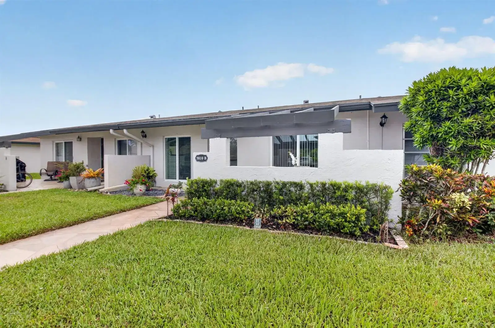 5810 ARECA PALM # B, Delray Beach FL 33484 photo 2