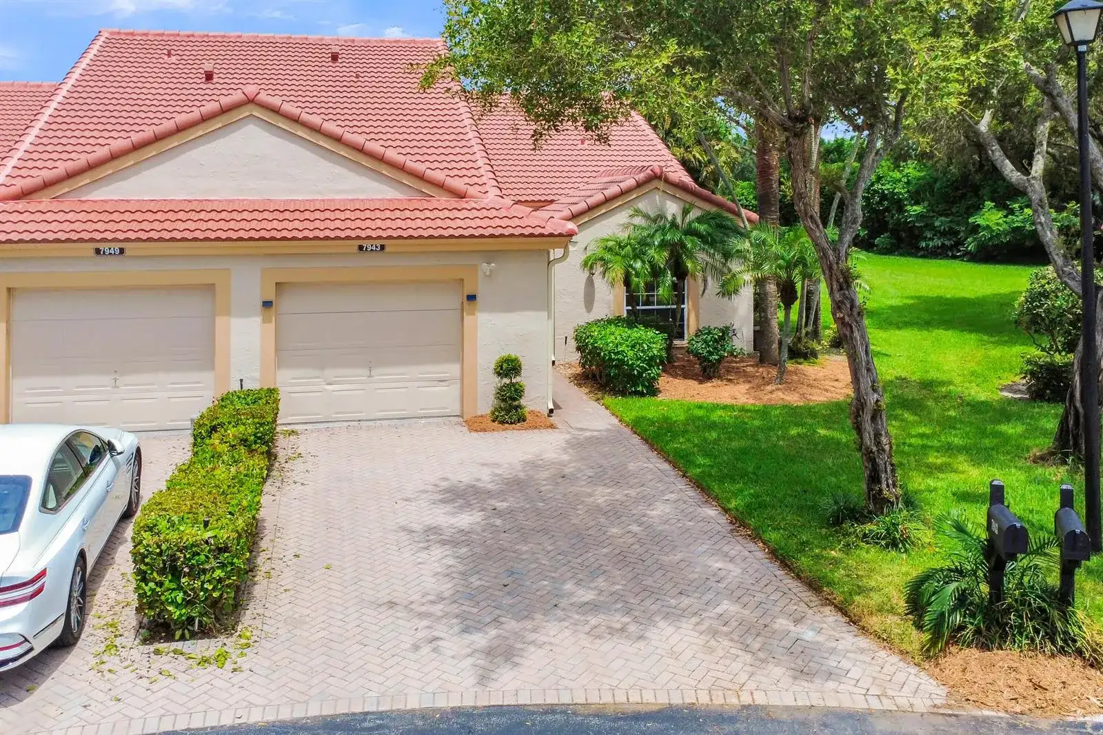 7943 Lake Sands Drive, Delray Beach FL 33446 photo 2