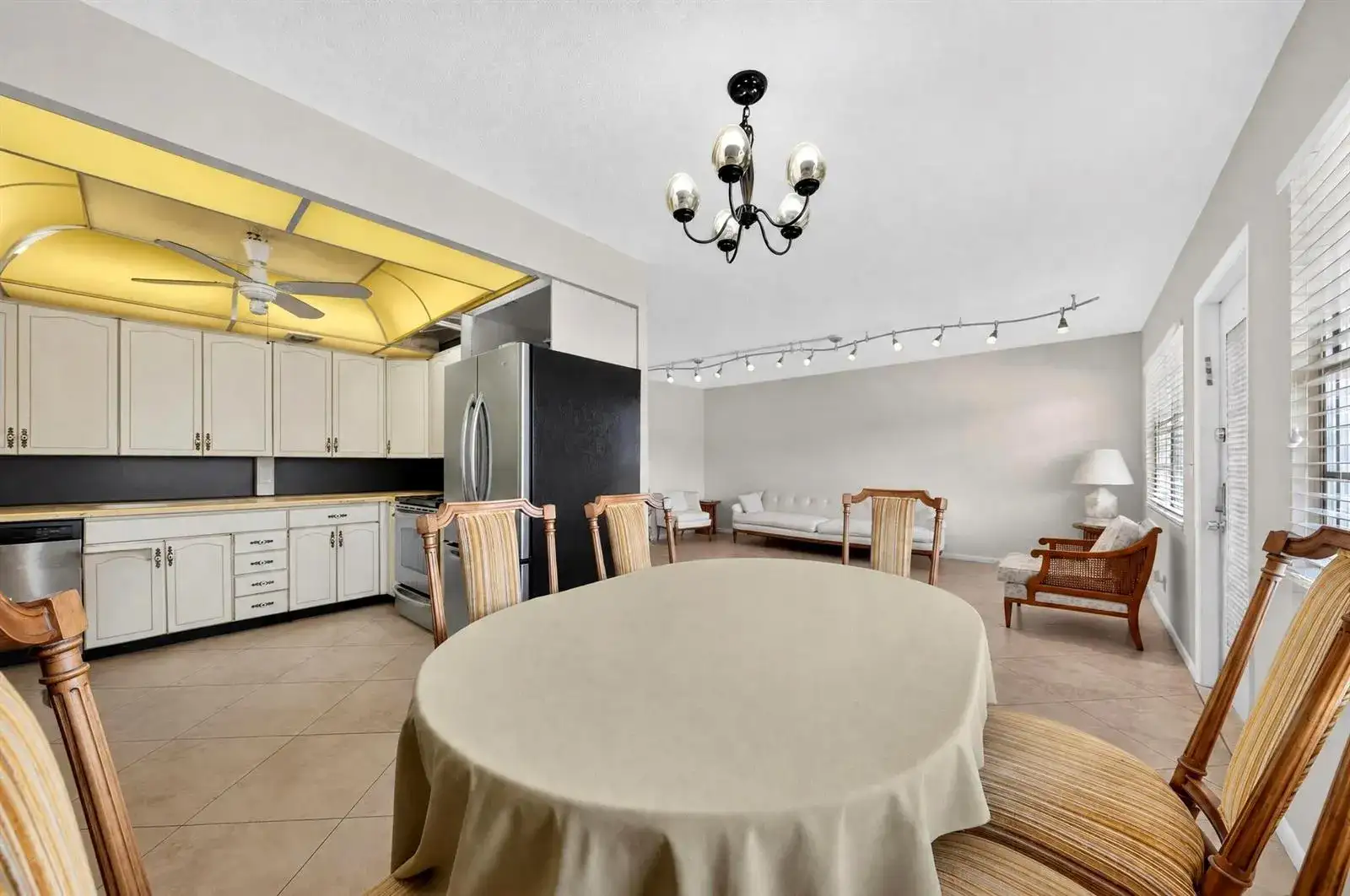 206 Richmond A # 206, Deerfield Beach FL 33442 photo 4