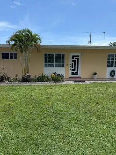 1836 Baythorne Road, West Palm Beach FL 33415
