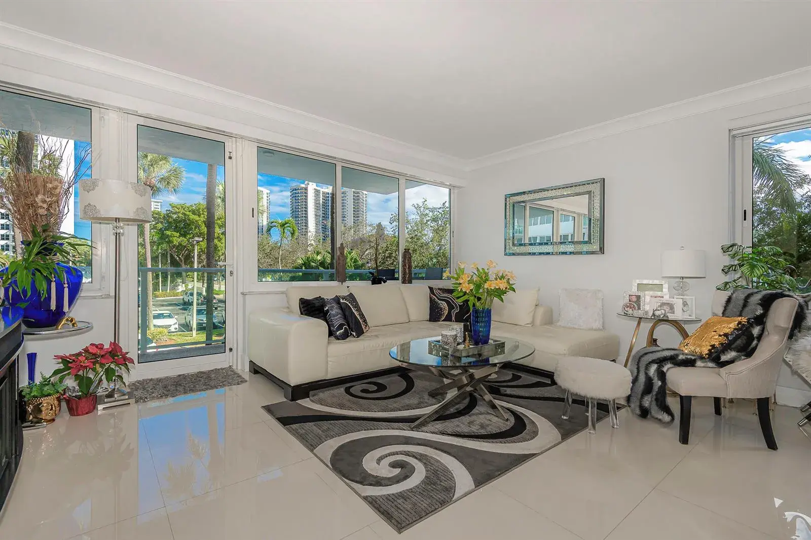 3233 NE 34TH Street # 215, Fort Lauderdale FL 33308