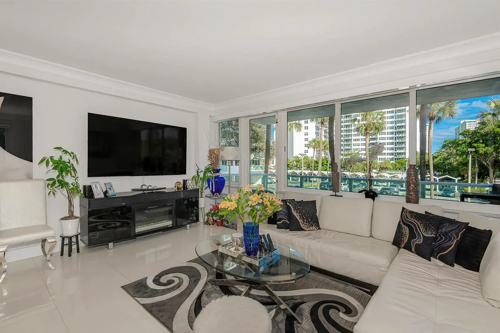 3233 NE 34TH Street # 215, Fort Lauderdale FL 33308