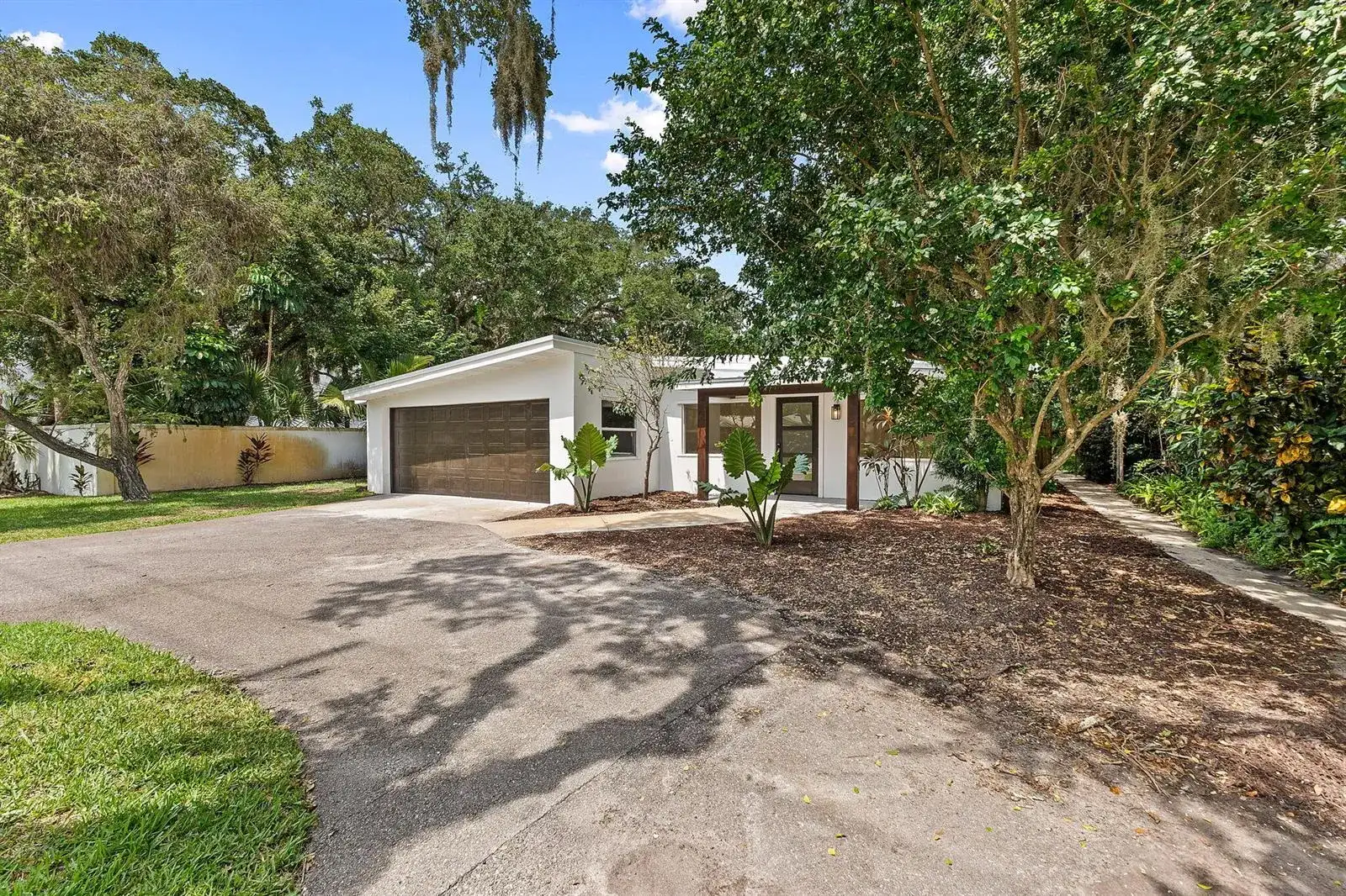 3615 INDIAN RIVER Drive E, Vero Beach FL 32963 photo 2