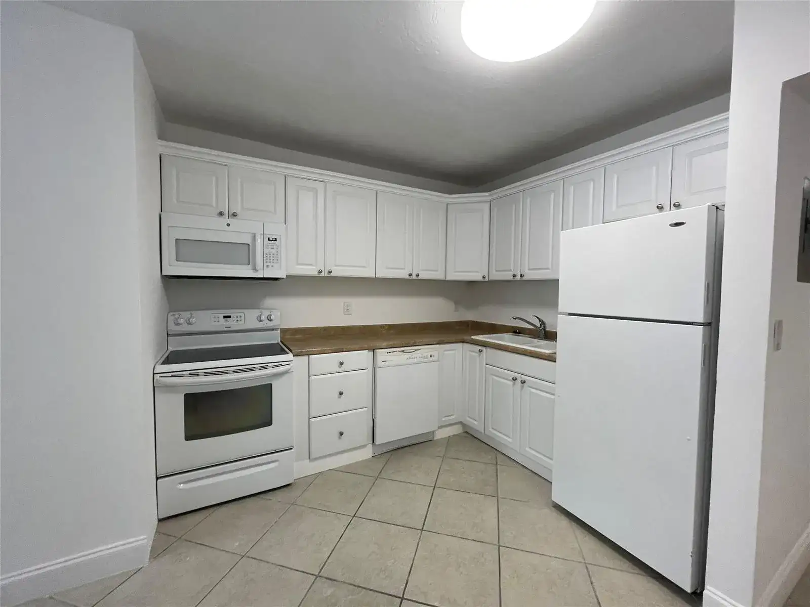 530 S FEDERAL Highway # 5, Fort Lauderdale FL 33301 photo 4